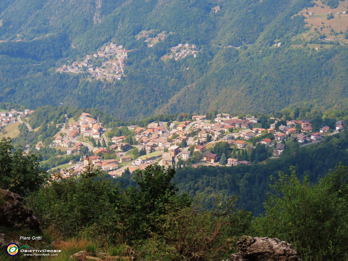 59 Zoom su Costa Serina e Bracca.JPG